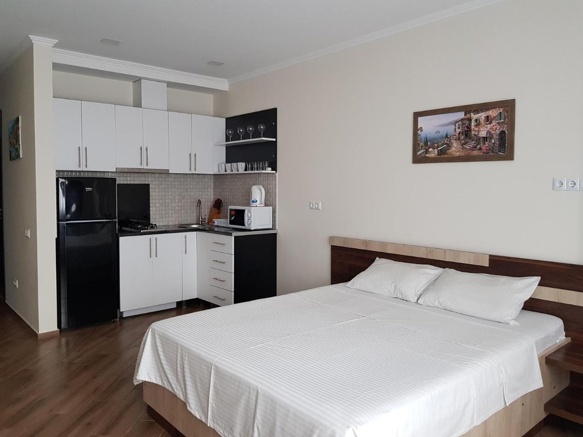Breeze Batumi Apartment Екстериор снимка