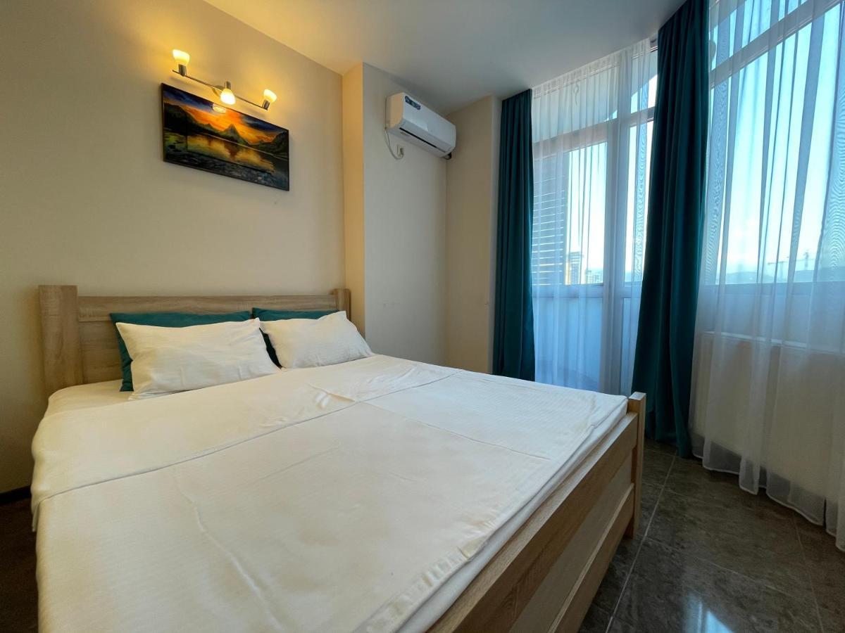 Breeze Batumi Apartment Екстериор снимка